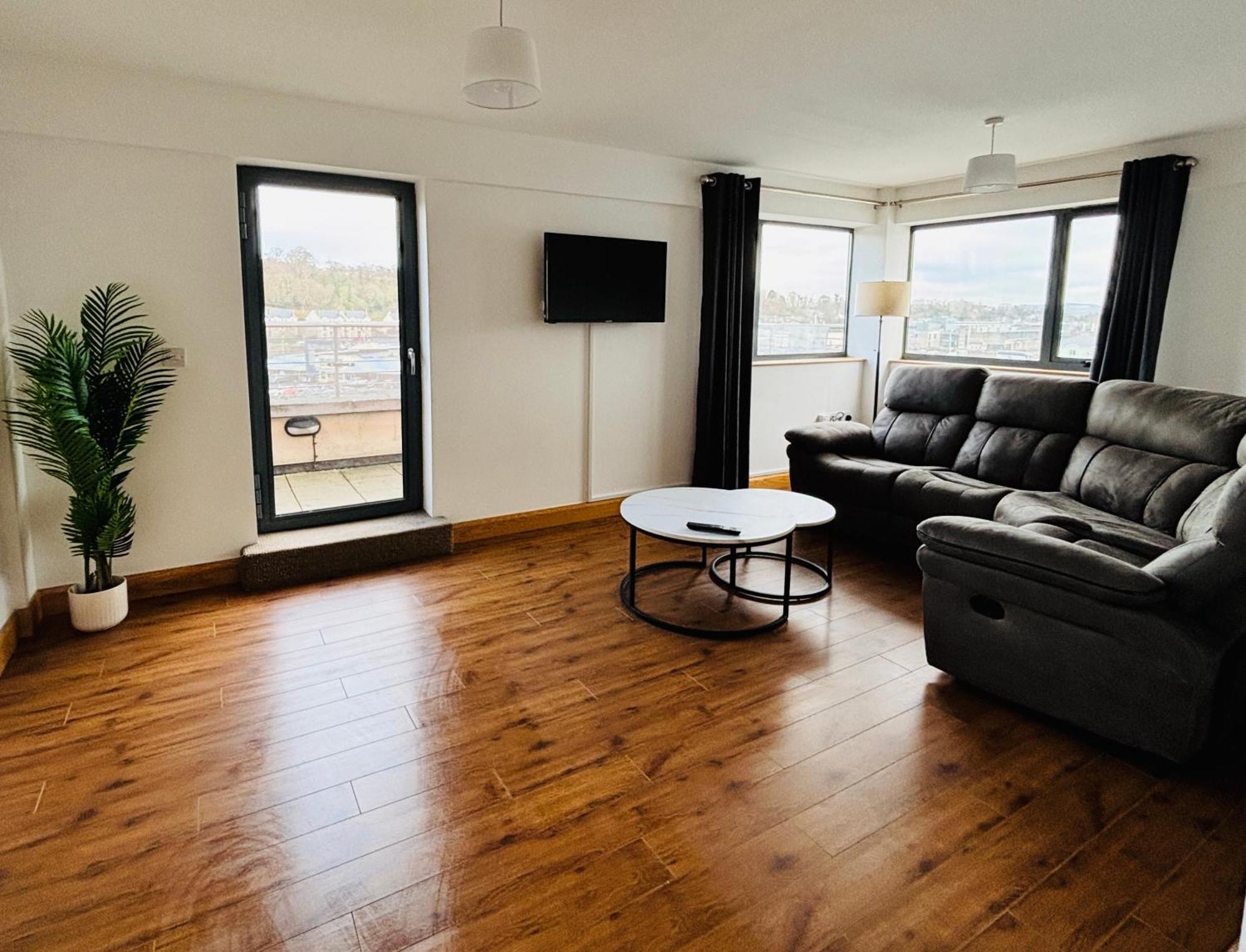 Port House Letterkenny Wild Atlantic Apartments エクステリア 写真